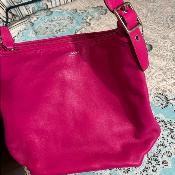Coach Vibrant Pink Leather Shoulder Bag - Picture 1 of 7
